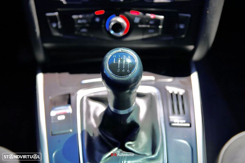 Audi A4 2.0 TDI Advance - 15