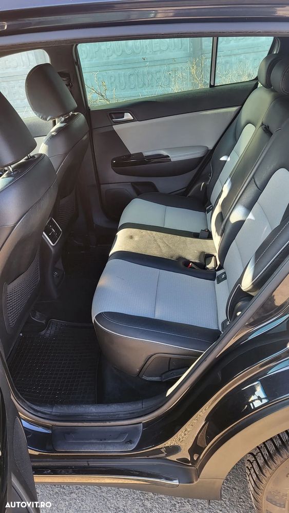 Kia Sportage 1.6 T-GDI 7DCT 4x4 GT Line - 17