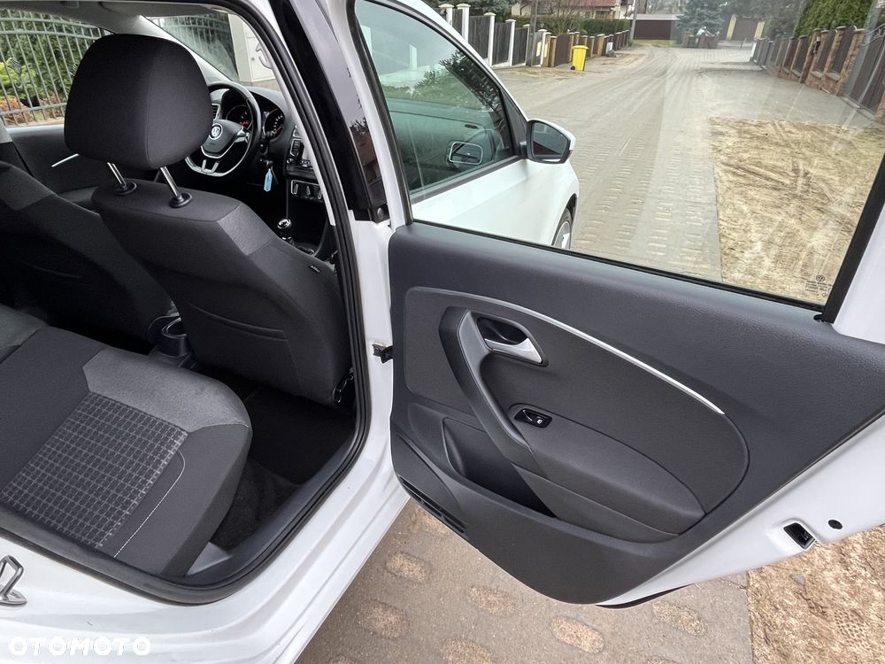 Volkswagen Polo 1.2 TSI Life - 9
