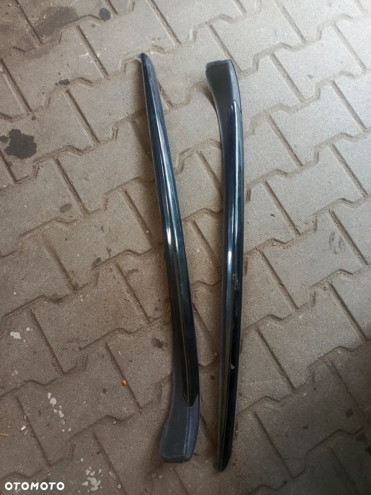 LISTWA SZYBY CZOLOWEJ PRZEDNIEJ PRAWA LUB LEWA PEUGEOT 508 9686615480D 9686615580G - 2