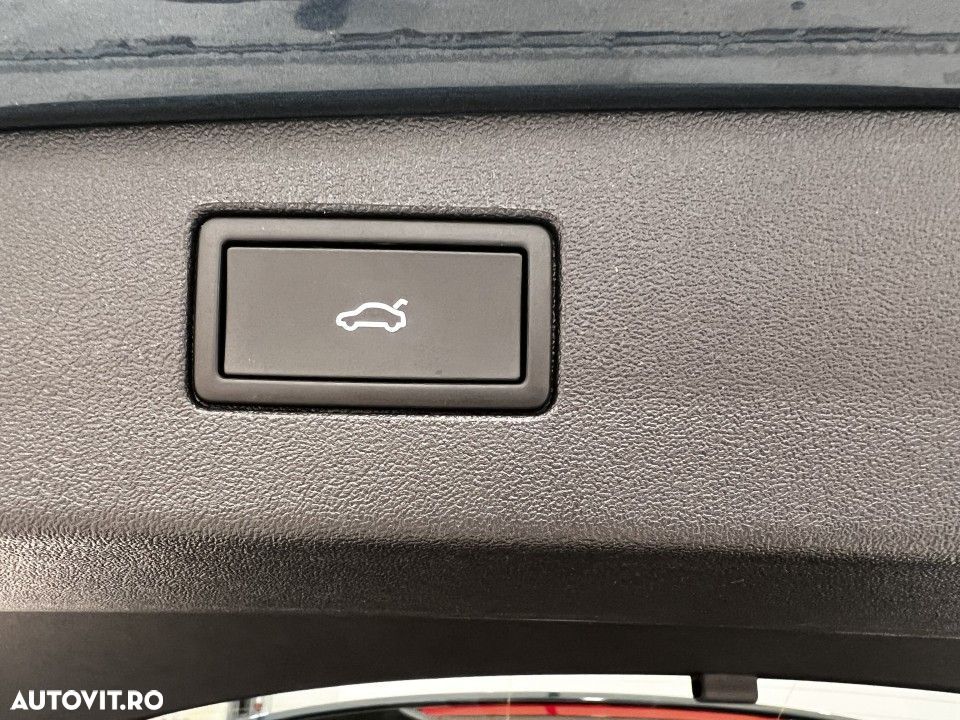 Volkswagen Tiguan - 35