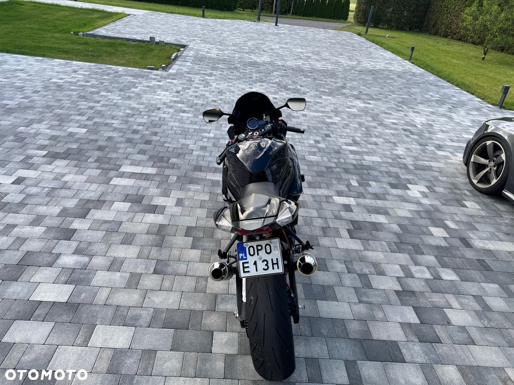 Suzuki GSX 1000 - 6