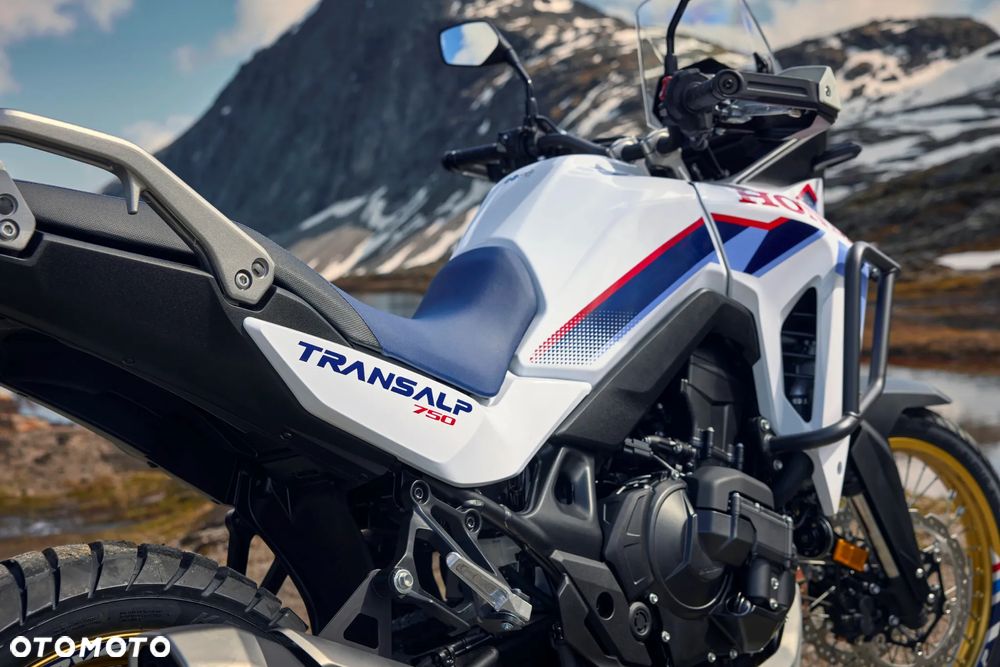 Honda Transalp - 11