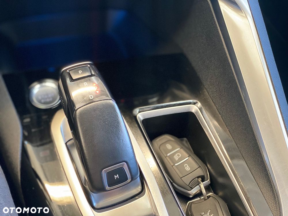 Peugeot 3008 BlueHDi 180 Stop & Start EAT8 Allure - 31
