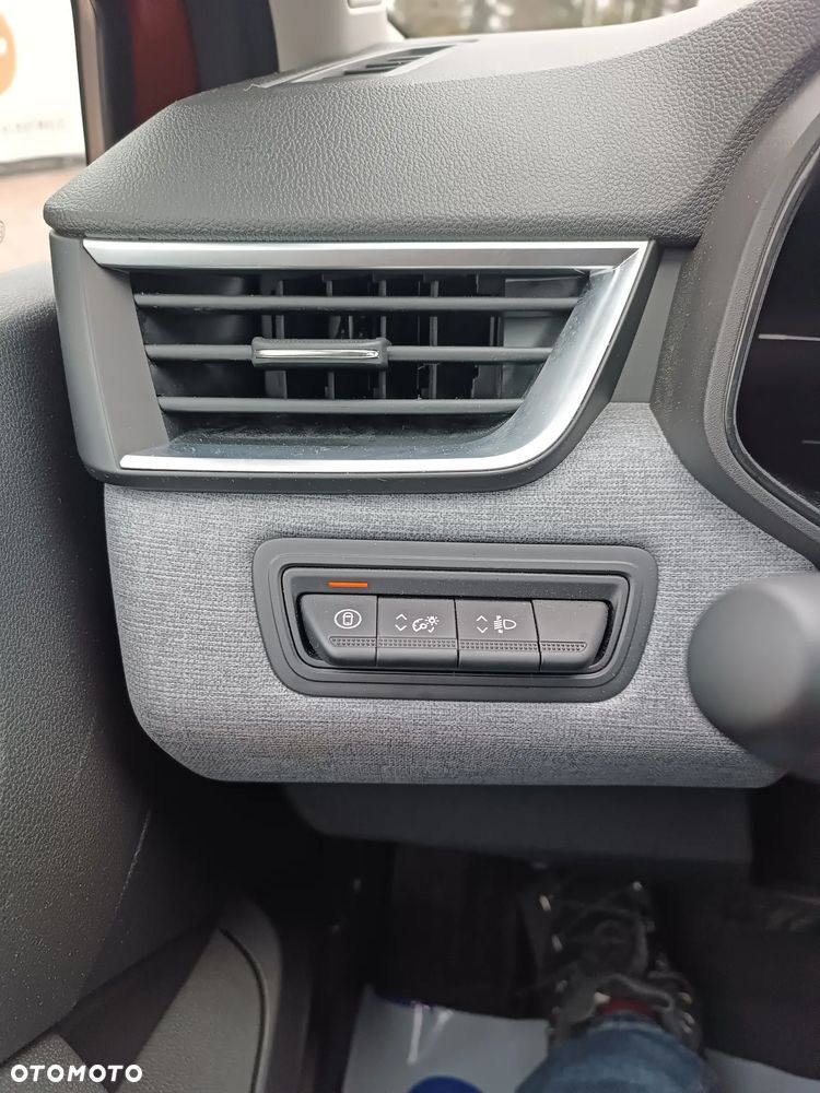 Renault Clio - 17