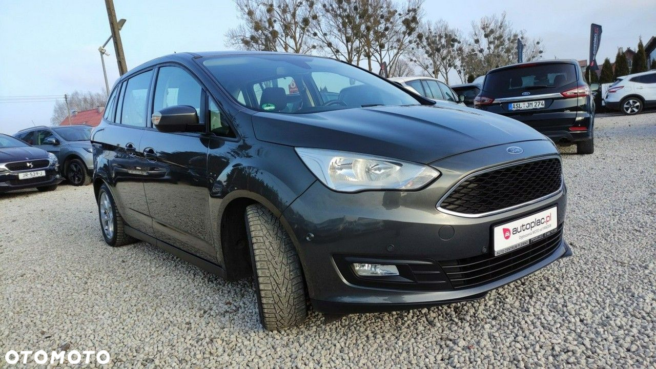 Ford Grand C-MAX - 17
