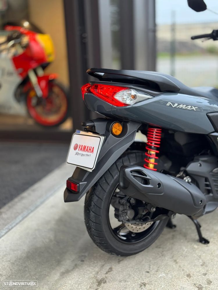 Yamaha NMAX - 6
