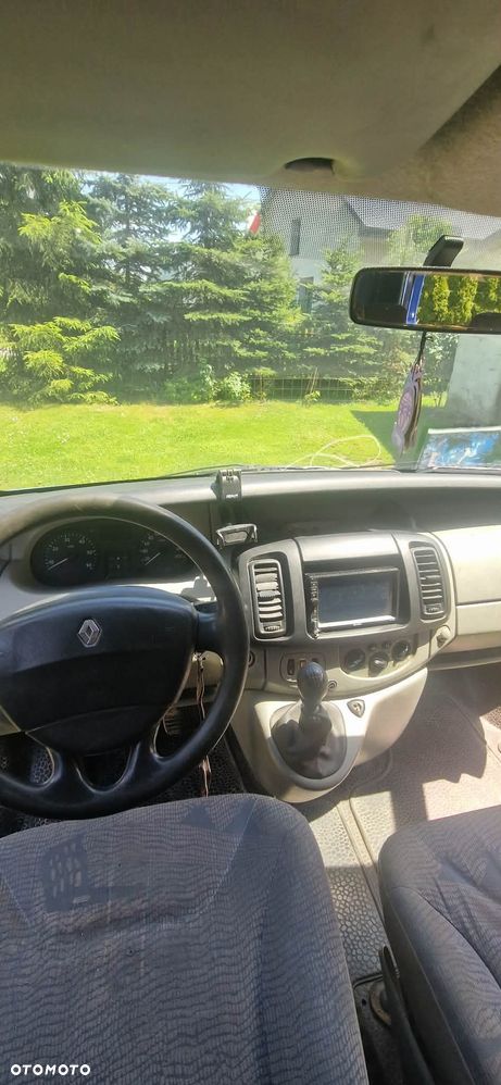Renault TRAFIC - 10