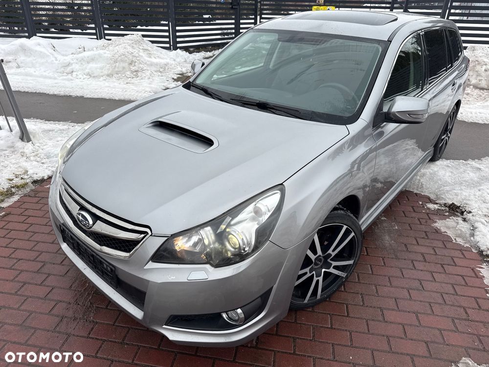 Subaru Legacy 2.5i GT - 2