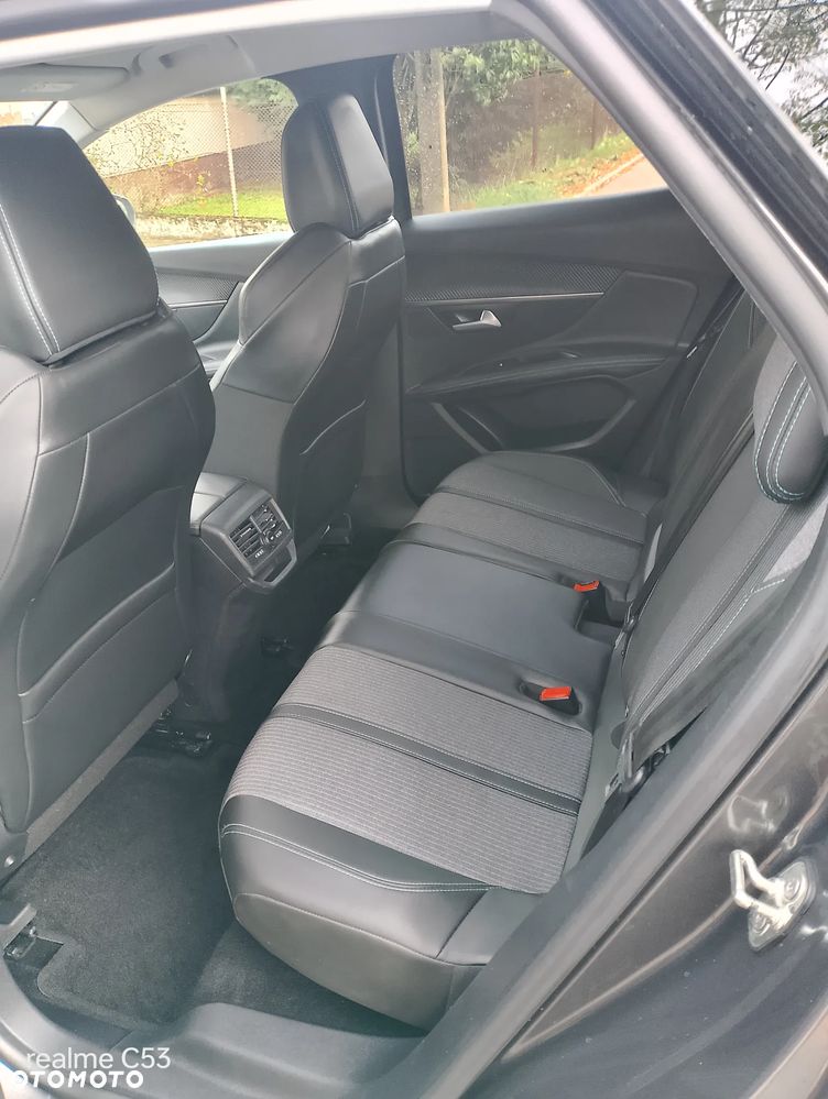 Peugeot 3008 - 11