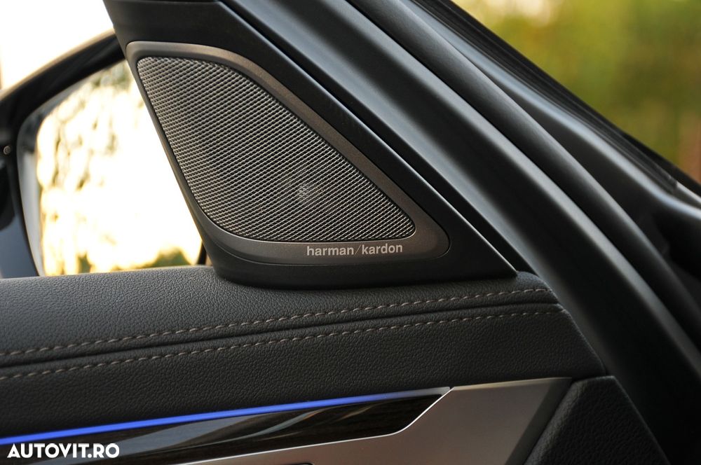 BMW Seria 7 740d xDrive MHEV - 21
