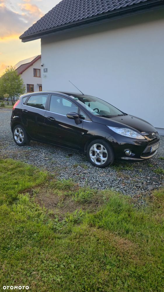 Ford Fiesta - 9