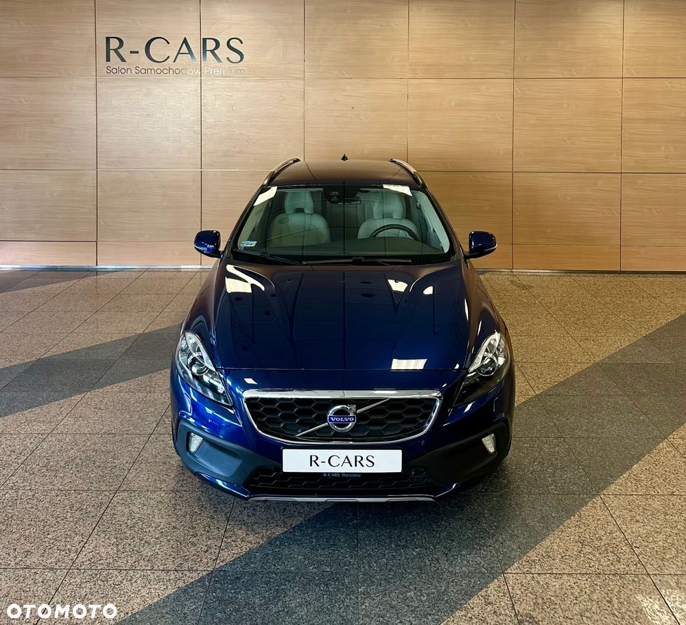 Volvo V40 Cross Country T3 Drive-E Ocean Race - 3