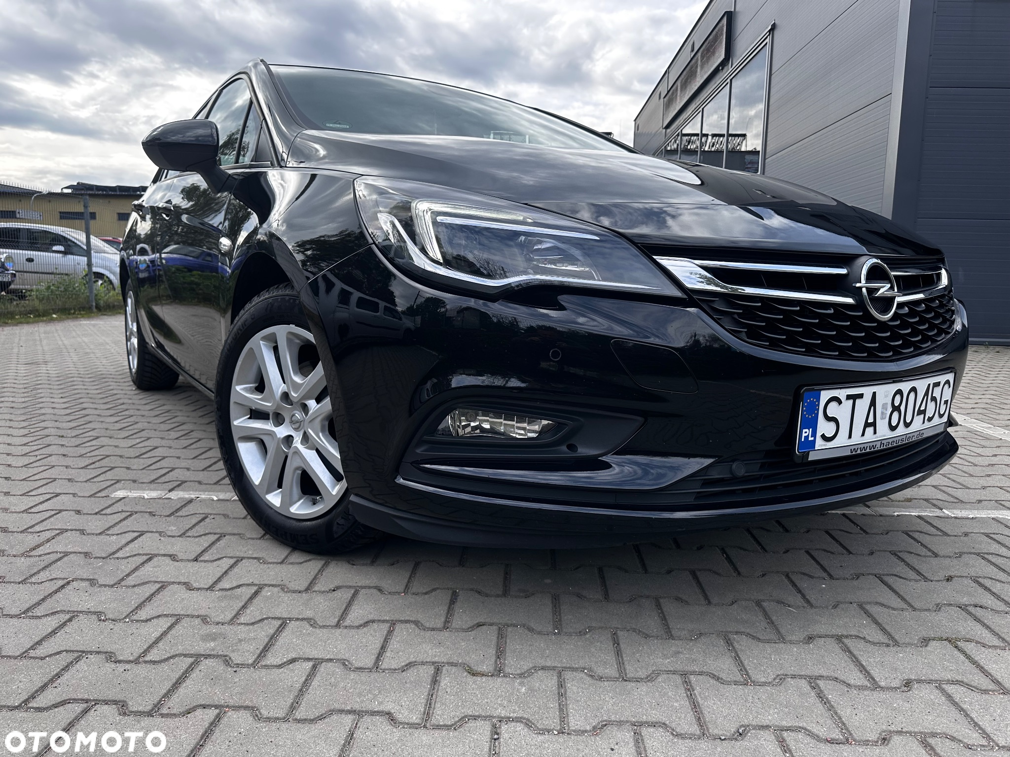 Opel Astra 1.4 Turbo 120 Jahre - 7