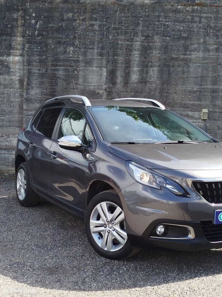 Peugeot 2008 1.2 PureTech Style - 8