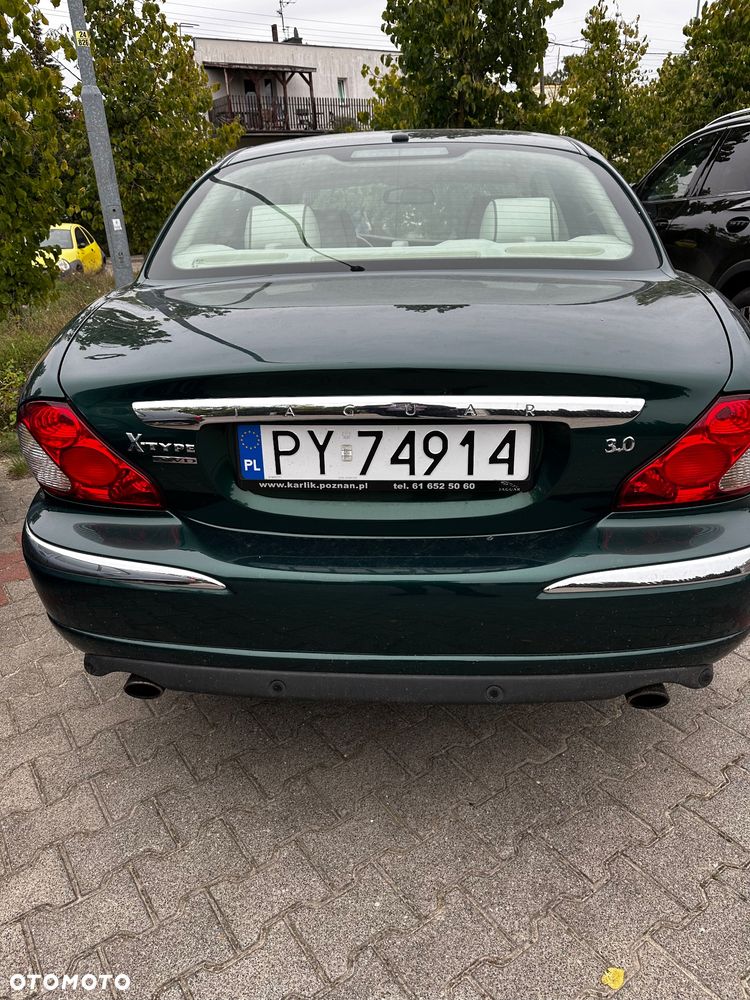 Jaguar X-Type 3.0 V6 4x4 Executive - 10