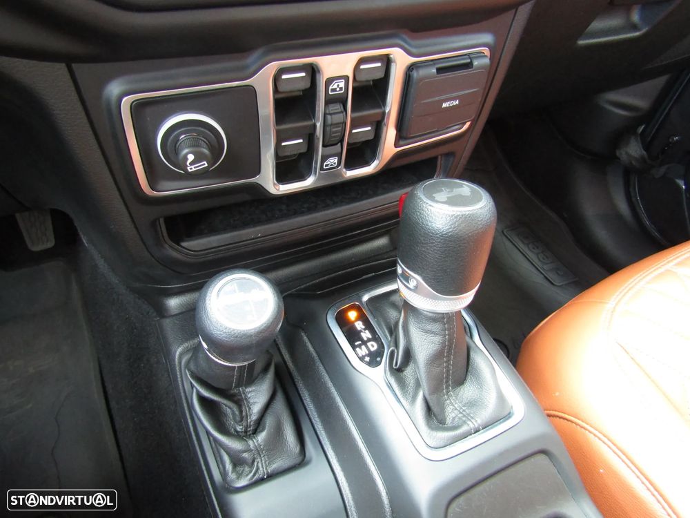 Jeep Wrangler Unlimited 3.6 Auto X - 14