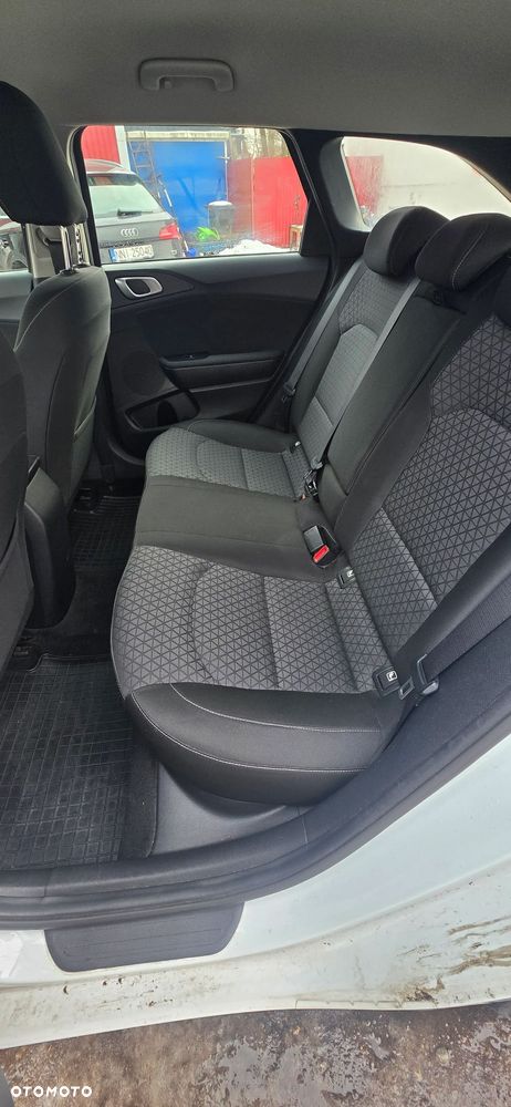 Kia Ceed 1.6 CRDi SCR L Business Line - 7