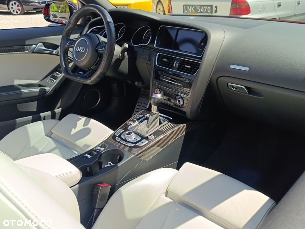Audi RS5 Cabrio - 28