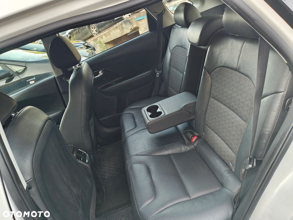 Kia Niro 1.6 GDI PHEV 2WD OPF Spirit - 6