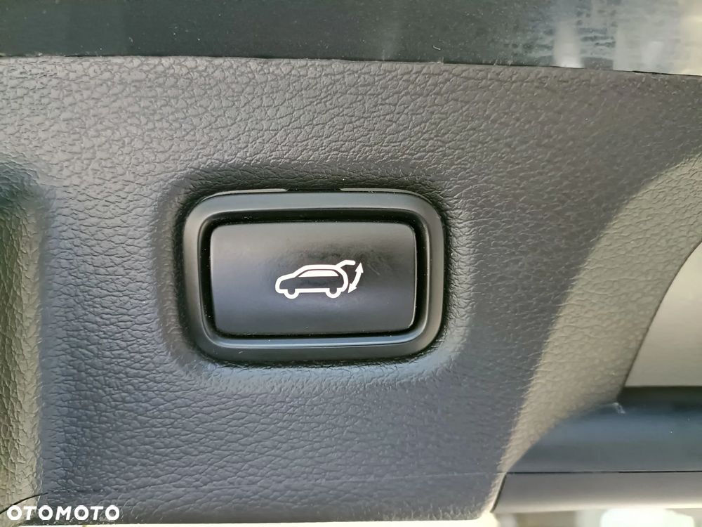Kia ProCeed 1.5 T-GDI GT Line DCT - 25