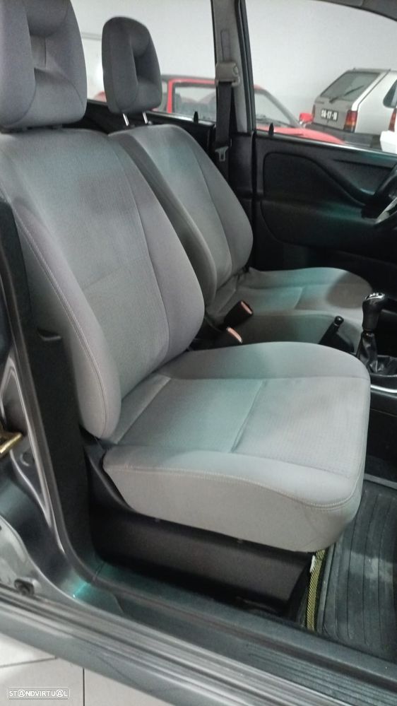 Ford C-Max 1.6 TDCi Trend - 12