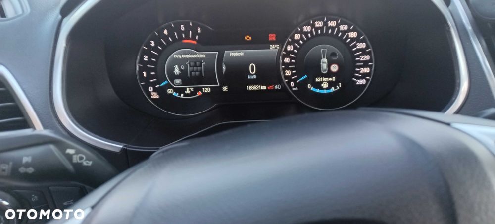 Ford S-Max - 8