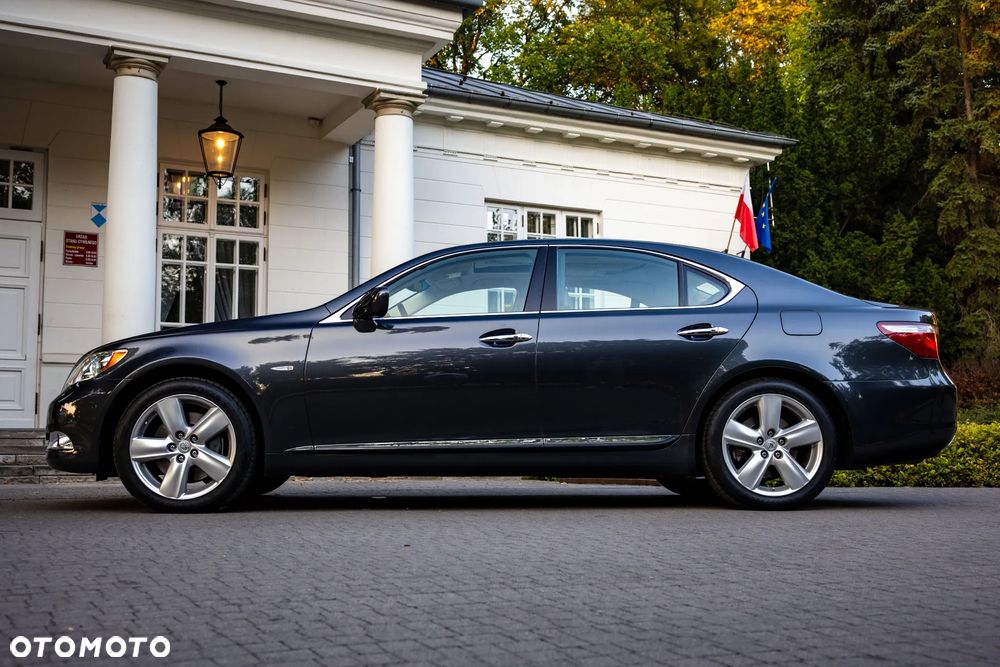 Lexus LS 460 Prestige - 5