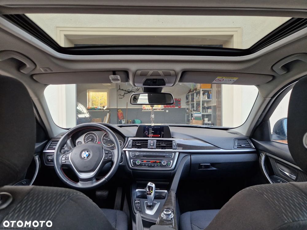 BMW Seria 3 320d Blue Performance Luxury Line - 23