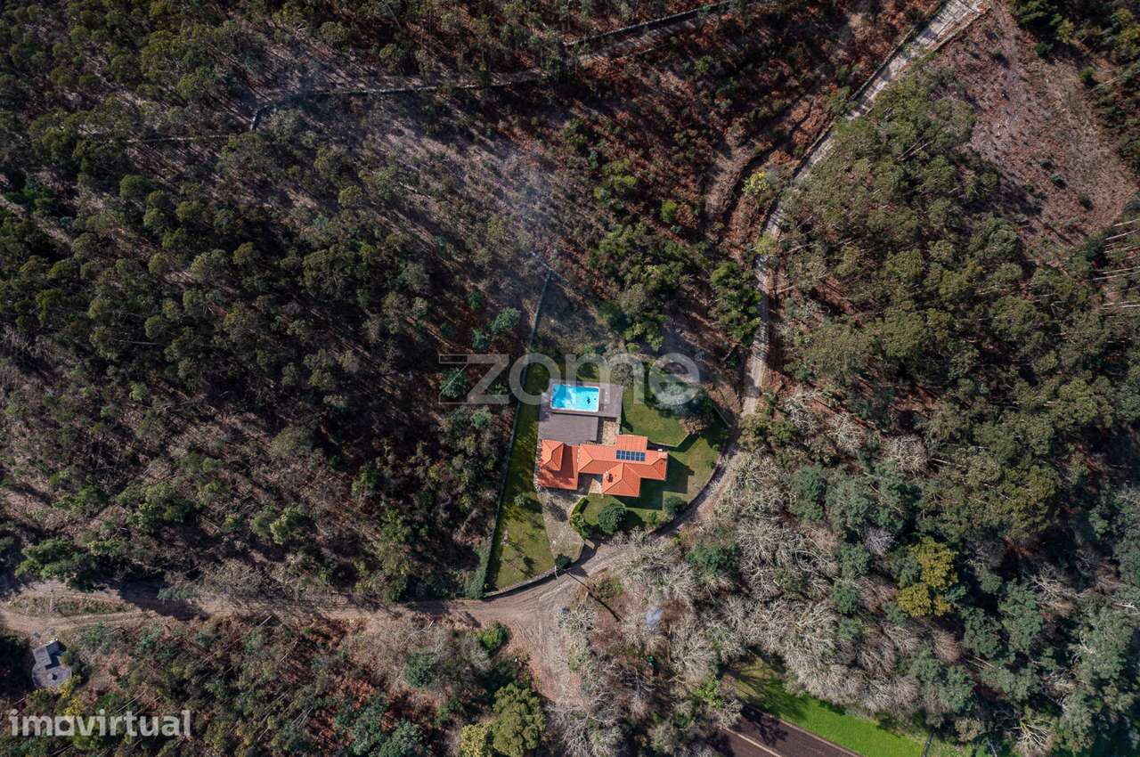 Moradia T4 de Charme com Piscina e 2850 m² de Terreno–Orbacém, Cami... - Grande imagem: 2/60