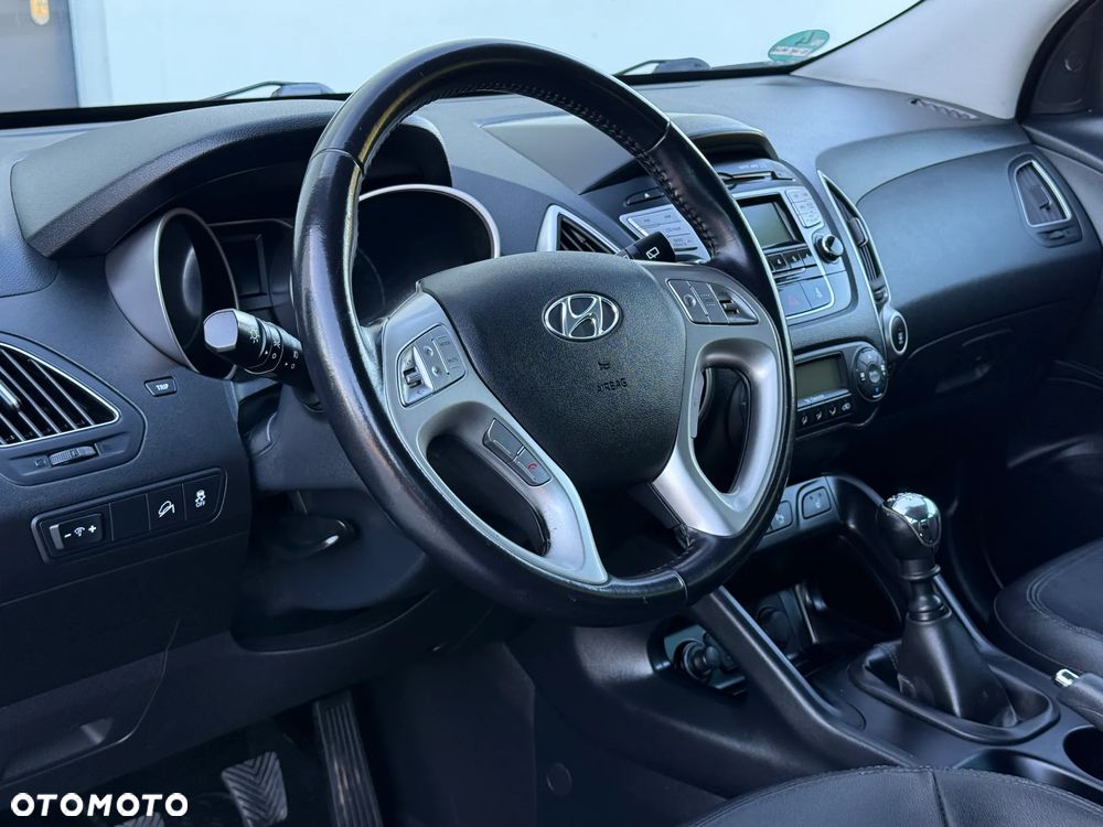 Hyundai ix35 - 23