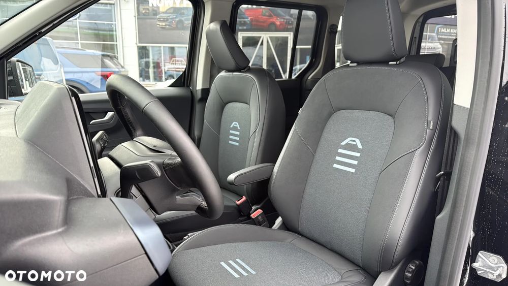 Ford Tourneo Courier 1.0 EcoBoost Titanium - 11