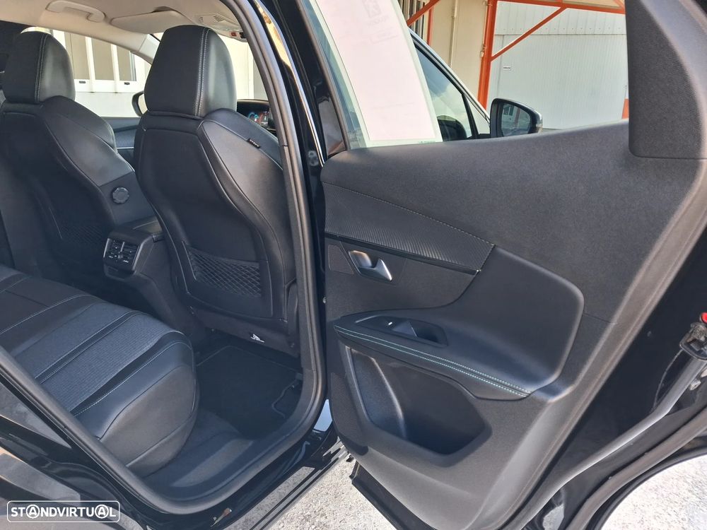 Peugeot 3008 225 e-EAT8 Allure Pack - 34