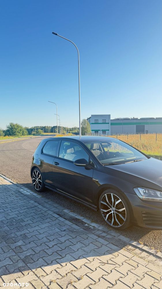 Volkswagen Golf GTD 2.0 TDI SCR DSG - 2