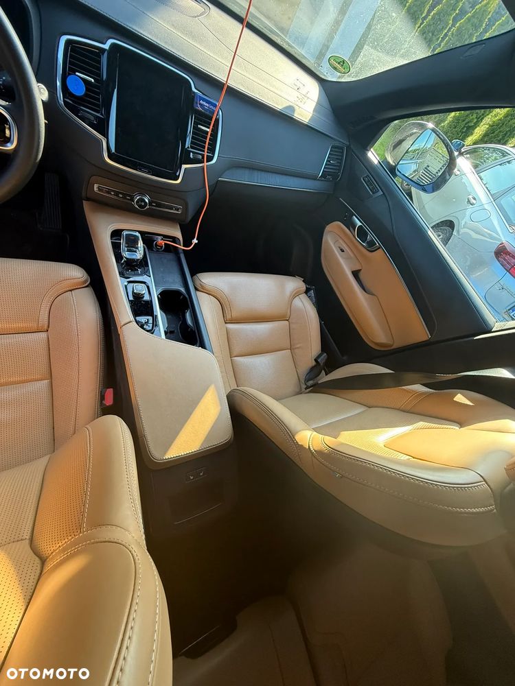 Volvo XC 90 B5 D AWD Momentum Pro 7os - 18