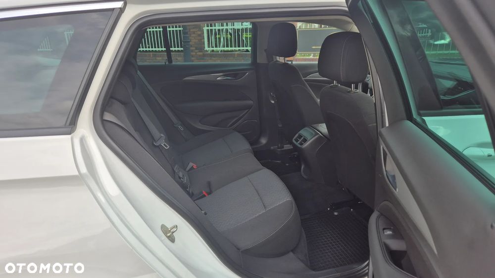 Opel Insignia 2.0 Automatik Business Edition - 16