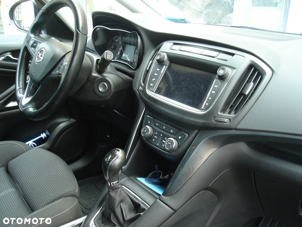 Opel Zafira Tourer 2.0 CDTI ecoFLEX Start/Stop Business Innovation - 18