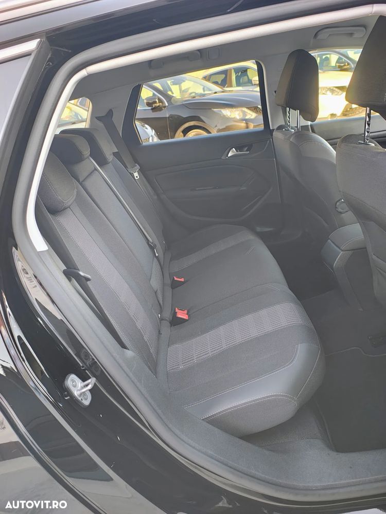 Peugeot 308 - 23