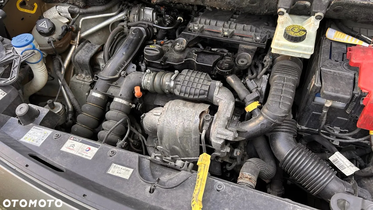 Citroën Berlingo ver-1-6-bluehdi-feel - 7
