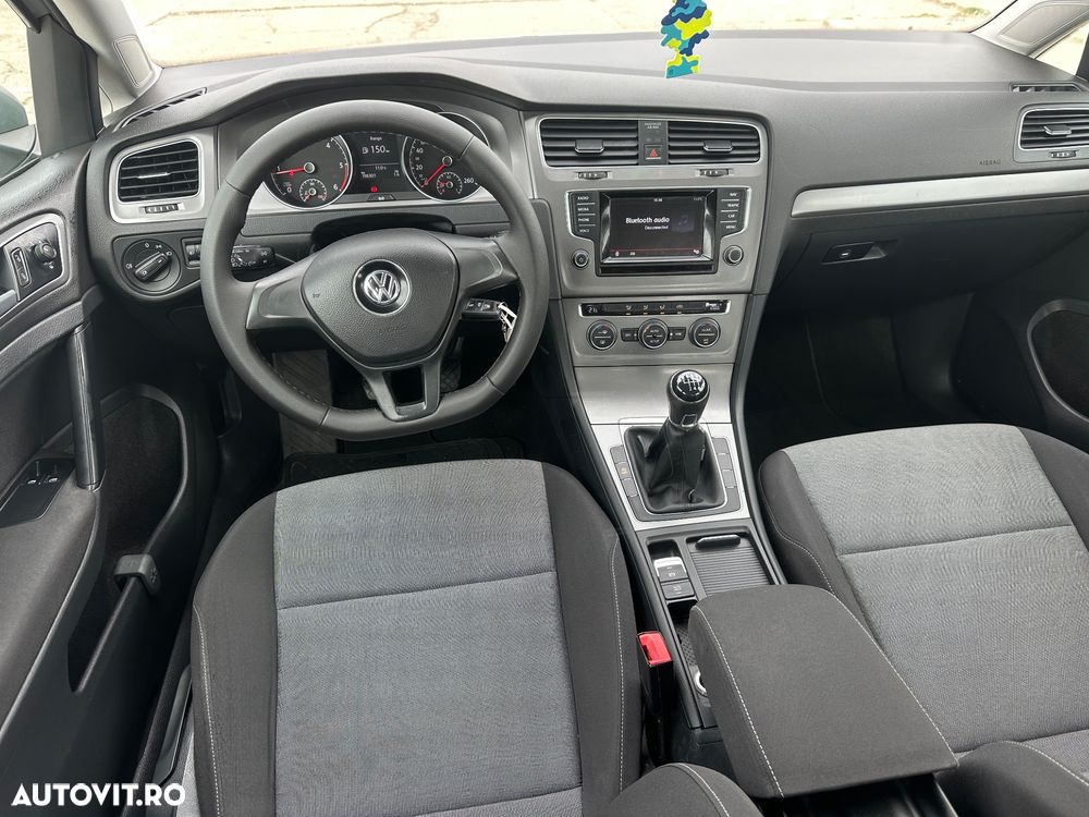 Volkswagen Golf 1.6 TDI DPF Trendline - 19