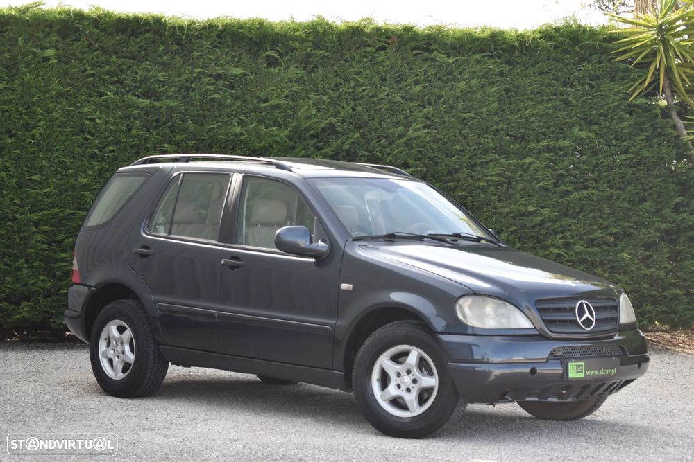 Mercedes-Benz ML 270 - 21