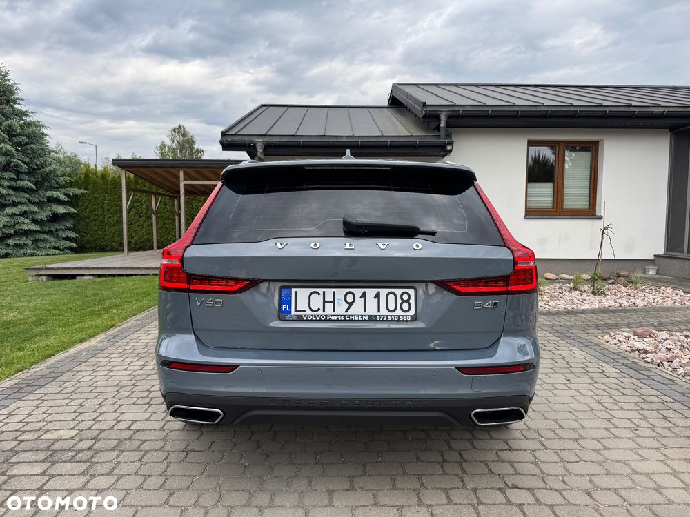Volvo V60 B4 D Ultimate Dark - 14