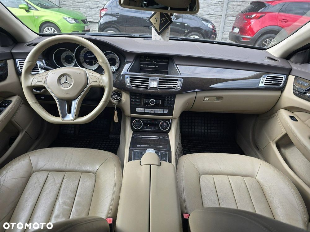 Mercedes-Benz CLS - 8