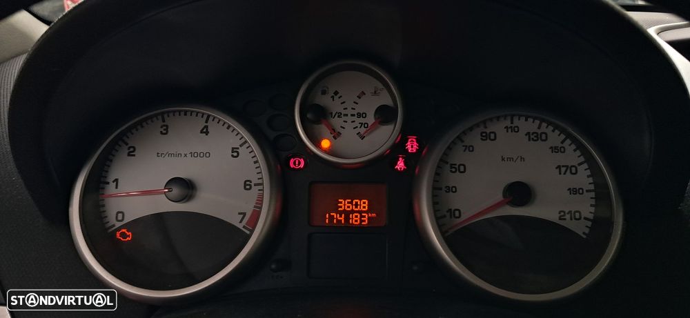 Peugeot 207 1.4 16V Active - 5