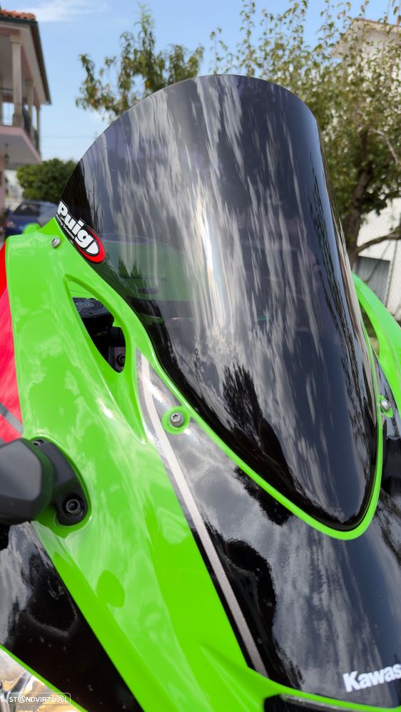 Kawasaki Ninja ZX10R - 17