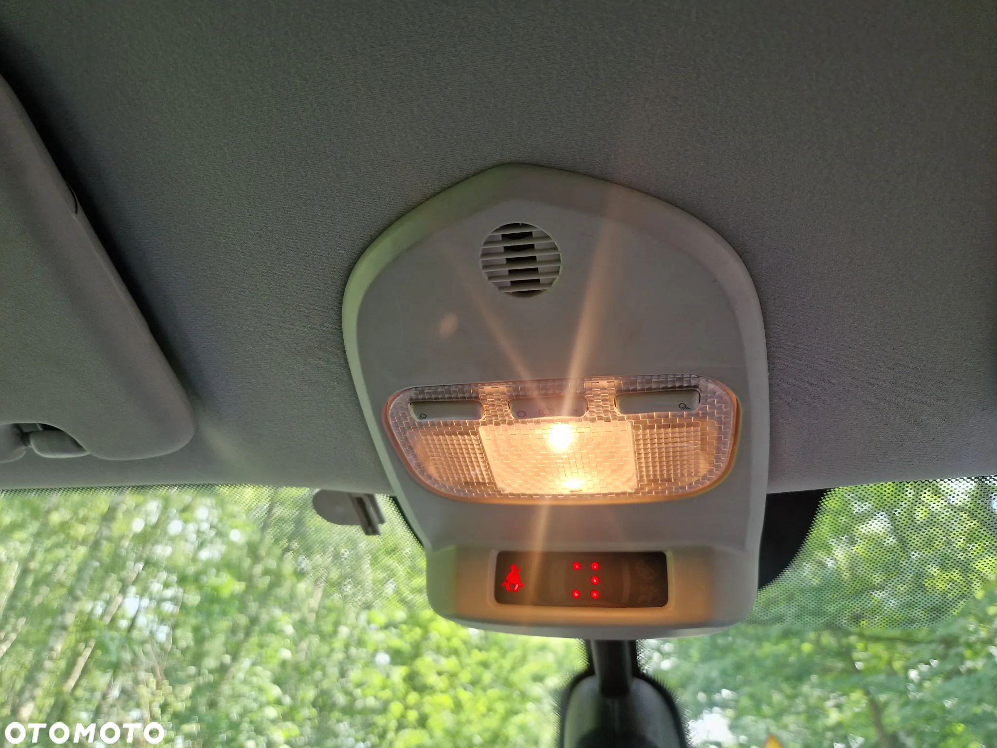 Peugeot 3008 HDi 115 Active - 21