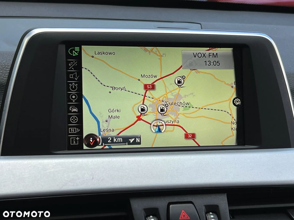 BMW X1 sDrive18d - 32