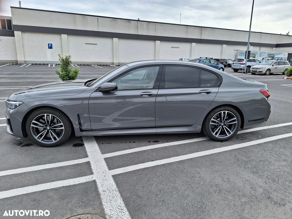 BMW Seria 7 750i xDrive - 6