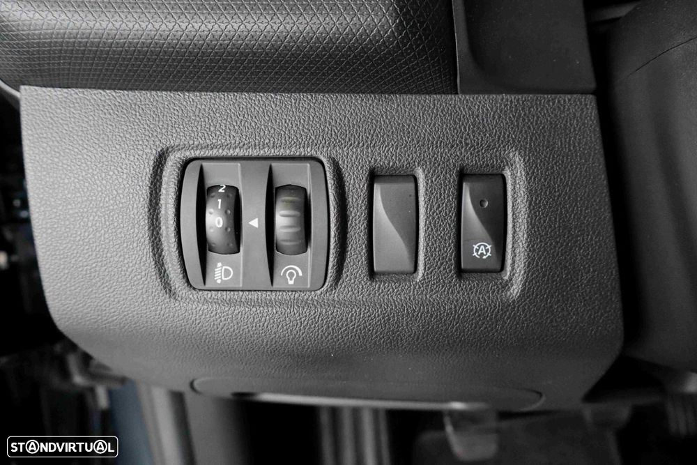 Renault Clio Sport Tourer 0.9 TCe Limited - 13