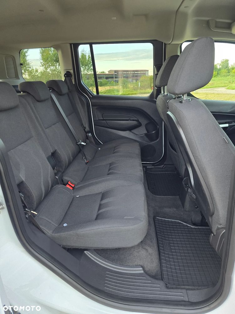 Ford Tourneo Connect - 25